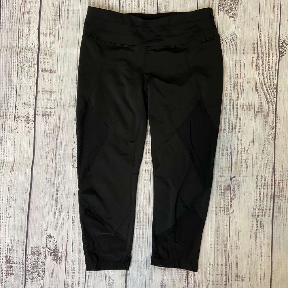 Athleta Sonar Capri with Mesh Cutouts. Size Small.  EUC - Picture 2 of 11